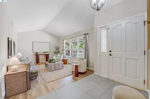 380 Springpark Cir, San Jose, CA 95136 - Photo 5