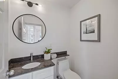 2935 Florence, Berkeley, CA 94705 - Photo 17