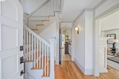 2935 Florence, Berkeley, CA 94705 - Photo 5