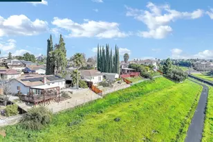 924 Burwood, Antioch, CA 94509 - Photo 3