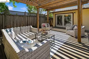 132 Rishell Dr, Oakland, CA 94619 - Photo 35