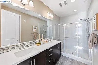 5423 Iron Horse Pkwy, Dublin, CA 94568 - Photo 17