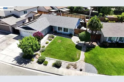 854 Hanover St, Livermore, CA 94551 - Photo 49