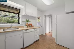 3000 Montebello Ct, Concord, CA 94518 - Photo 15