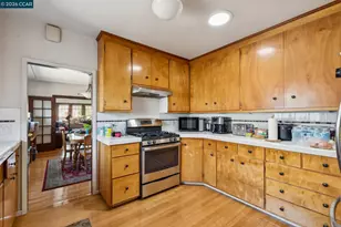 1242 Hopkins St, Berkeley, CA 94702 - Photo 21