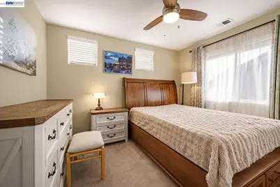 15100 Shining Star Ln, San Leandro, CA 94579 - Photo 15