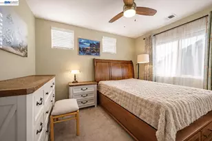 15100 Shining Star Ln, San Leandro, CA 94579 - Photo 15