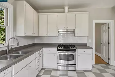 133 Pinole St, Hercules, CA 94547 - Photo 11