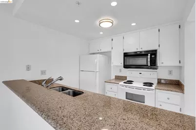 417 Evelyn Ave #205, Albany, CA 94706 - Photo 17