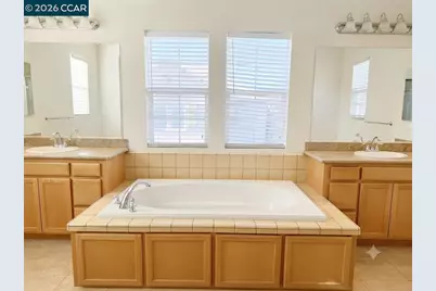 435 Questa Trl, Mountain House, CA 95391 - Photo 23