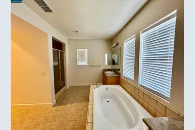 435 Questa Trl, Mountain House, CA 95391 - Photo 21