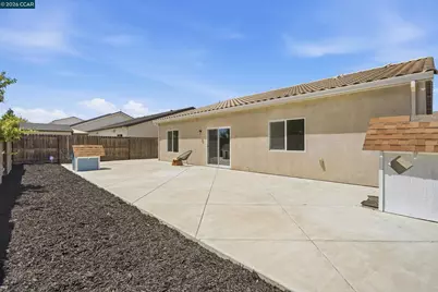 1608 Sephos St, Manteca, CA 95337 - Photo 27