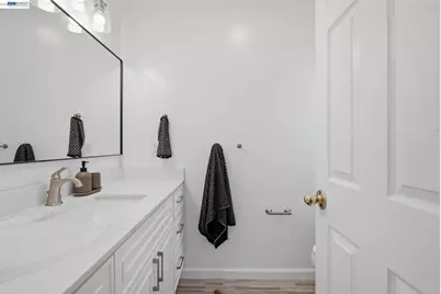 1880 Kappa Ave, San Leandro, CA 94579 - Photo 31