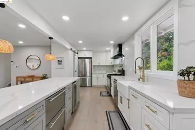 4725 Scotia Ave, Oakland, CA 94605 - Photo 11