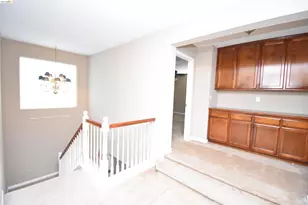 1875 Ventura Dr, Pittsburg, CA 94565 - Photo 17