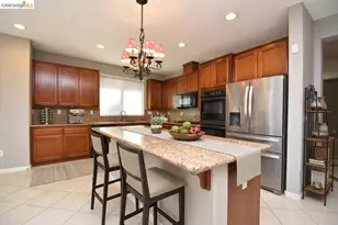 1875 Ventura Dr, Pittsburg, CA 94565 - Photo 11