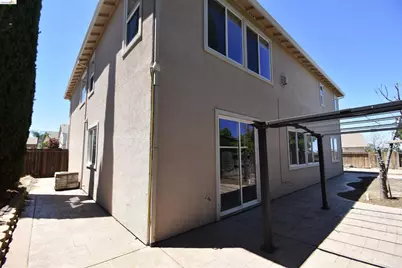1875 Ventura Dr, Pittsburg, CA 94565 - Photo 43