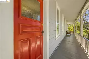 1631 La Vereda Rd, Berkeley, CA 94709 - Photo 3