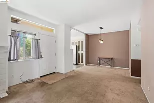 243 Florence Ct, Hercules, CA 94547 - Photo 9