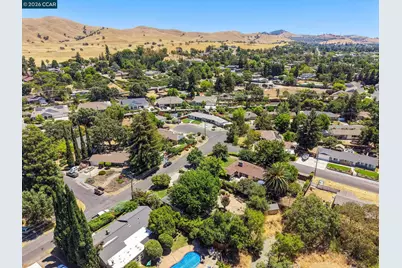 4718 Laura Dr, Concord, CA 94521 - Photo 33