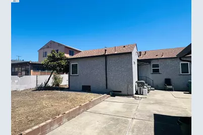2253 Warner Ave, Oakland, CA 94603 - Photo 11