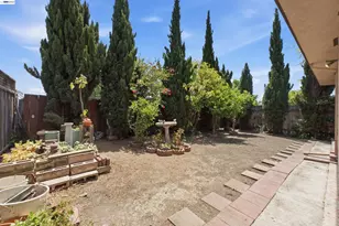 1478 Plaza Dr, San Leandro, CA 94578 - Photo 25