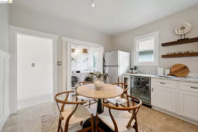 391 51st St, Oakland, CA 94609 - Photo 35