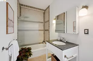 391 51st St, Oakland, CA 94609 - Photo 41
