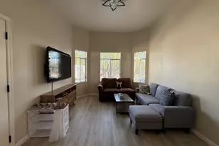 550 Marina Blvd, San Leandro, CA 94577 - Photo 5