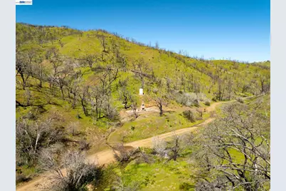 15676 Corral Hollow Rd, Tracy, CA 95377 - Photo 7
