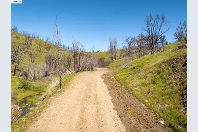 15676 Corral Hollow Rd, Tracy, CA 95377 - Photo 23