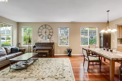 417 McAllister Drive, Benicia, CA 94510 - Photo 9