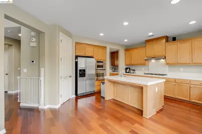 417 McAllister Drive, Benicia, CA 94510 - Photo 17
