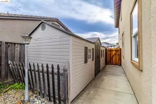 417 McAllister Dr, Benicia, CA 94510 - Photo 53