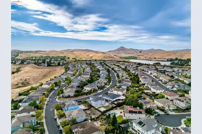417 McAllister Drive, Benicia, CA 94510 - Photo 65