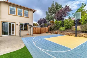 417 McAllister Dr, Benicia, CA 94510 - Photo 49