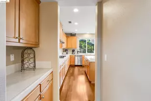 417 McAllister Dr, Benicia, CA 94510 - Photo 13
