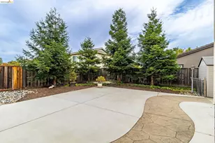 417 McAllister Dr, Benicia, CA 94510 - Photo 51