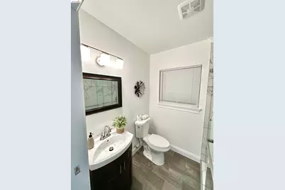 7724 Crest Ave, Oakland, CA 94605 - Photo 3