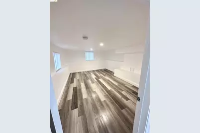 7724 Crest Ave, Oakland, CA 94605 - Photo 7