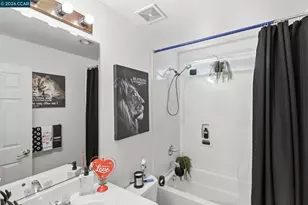 356 Turnstone Cir, Pittsburg, CA 94565 - Photo 23