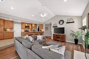 4634 Klamath Ct, Pleasanton, CA 94566 - Photo 17