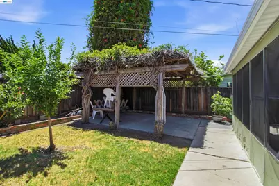 4426 Sacramento Ave, Fremont, CA 94538 - Photo 35