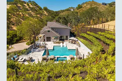330 Twin Peaks Ln, Alamo, CA 94507 - Photo 47