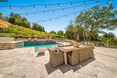 330 Twin Peaks Ln, Alamo, CA 94507 - Photo 41