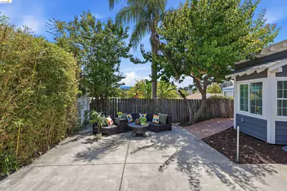 3214 Stuart St, Oakland, CA 94602 - Photo 15