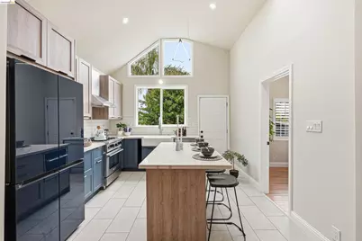 3214 Stuart St, Oakland, CA 94602 - Photo 7