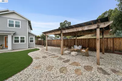 21112 Tyee Ct, Castro Valley, CA 94546 - Photo 37