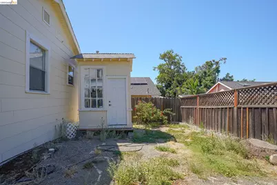 811 6th Street, Benicia, CA 94510 - Photo 45
