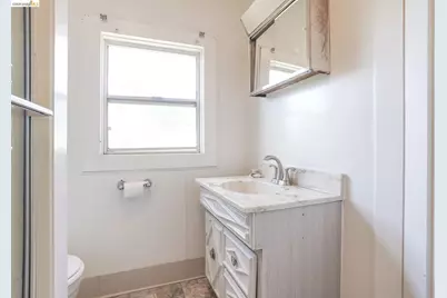 811 6th Street, Benicia, CA 94510 - Photo 17